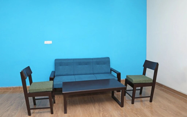 OYO 9967 Hotel Surya