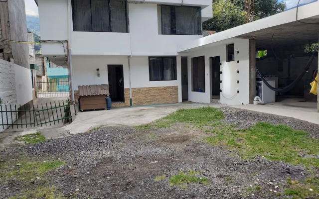 Hostal Monte Real