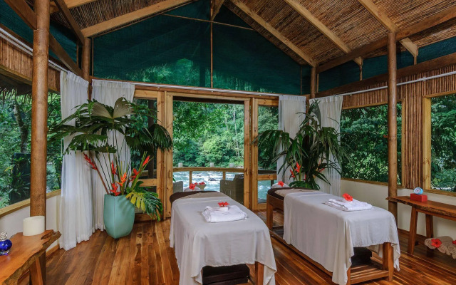 Pacuare Lodge by Böëna