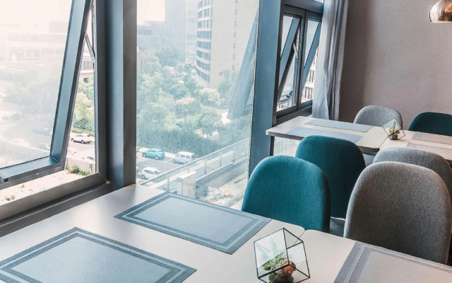 Homeinn Selected Hotel (Yixing Dongjiu Wanda Plaza)