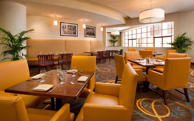Sheraton Agoura Hills Hotel