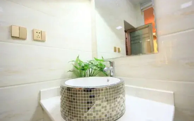 Mengjie Hostel