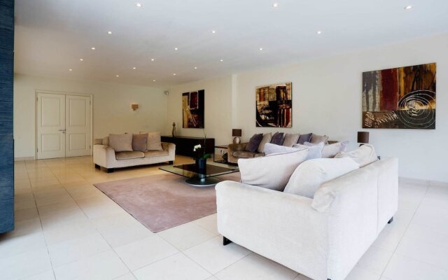 Veeve - Wimbledon Parkside