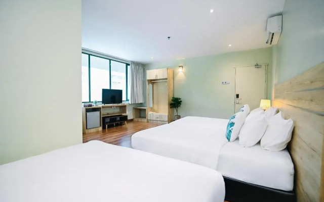ZEN Rooms Metropol Hotel