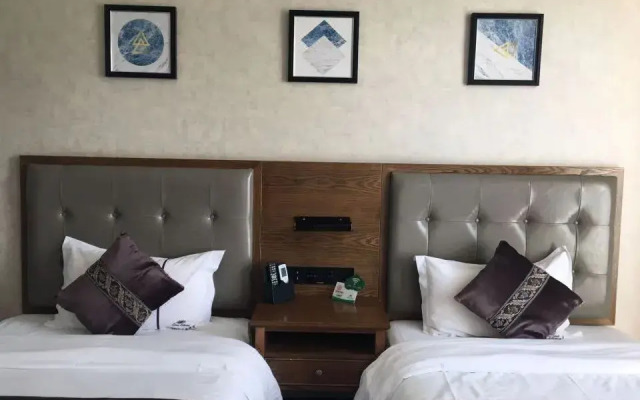Sunshine Hotel 1st Road (Altay Emerald Bay)