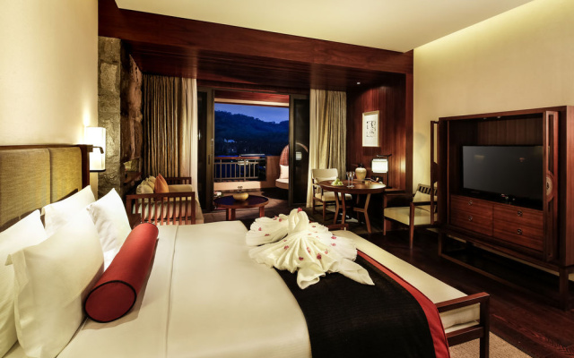 DoubleTree Resort by Hilton Hainan - Qixianling Hot Spring – Guest Rooms – Baoting