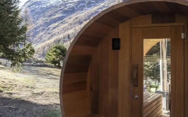 Lavish Apartment With Sauna