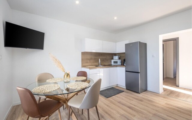 Awesome Apartment in Dramalj With 2 Bedrooms and Wifi