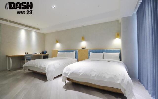 Dash 23 Hotel