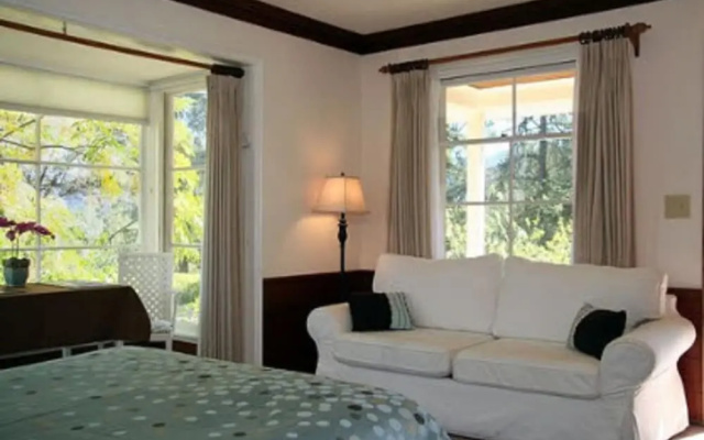 Ojai Retreat & Inn