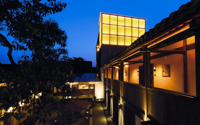 Tongxiang Wuzhen Yuexiang Inn