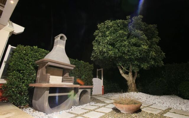 Villa Caraitria Lussuosa Villa con Piscina Privata