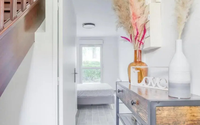 New & Modern house / Near RER / Disney & Paris