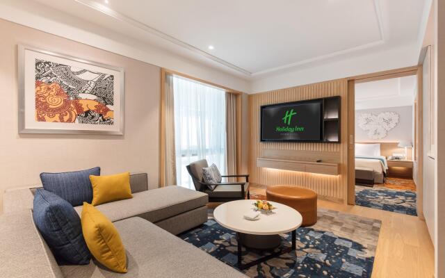 Holiday Inn Bangkok by IHG