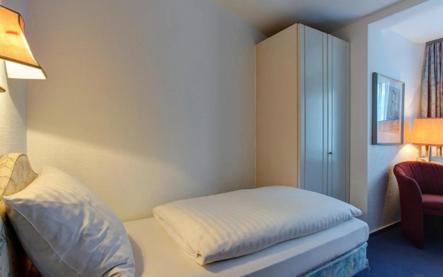 Centro Hotel Arde Koln, Trademark Collection by Wyndham