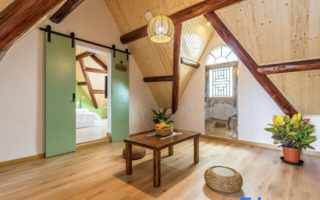 Zhonglixun Guesthouse