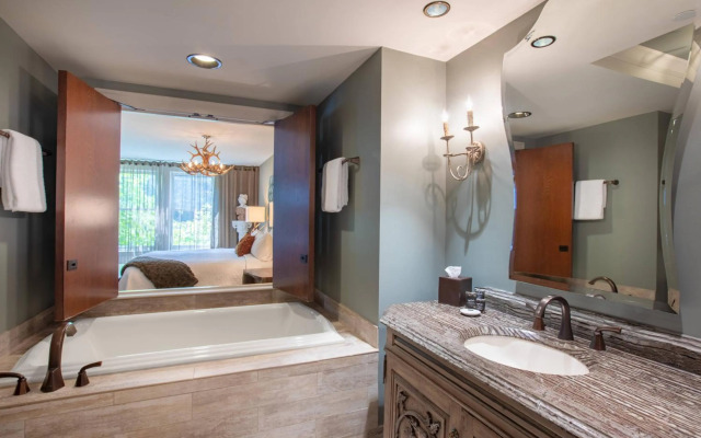Grand Bohemian Lodge Asheville, Autograph Collection®