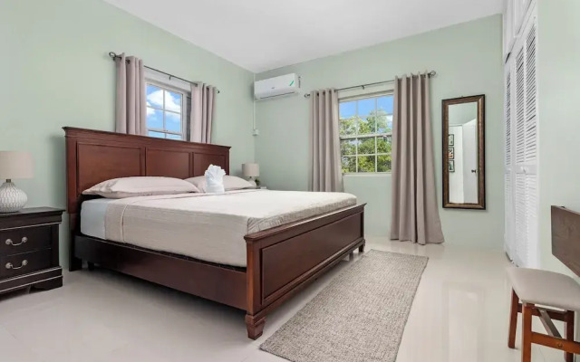 3rd Floor Condo Tower Isle 24hr Security