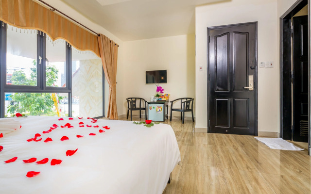 La Maison Da Nang Beach