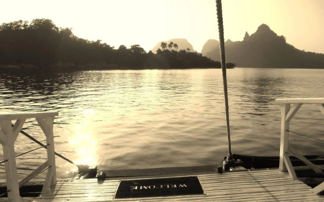 Palawan Secret Cruise