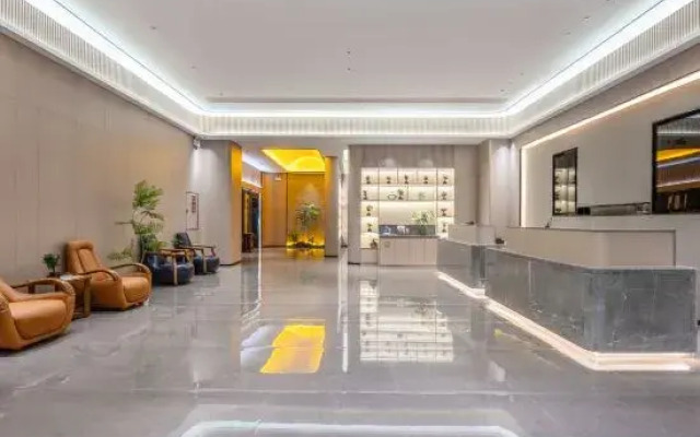 Bafang Junyue Hotel