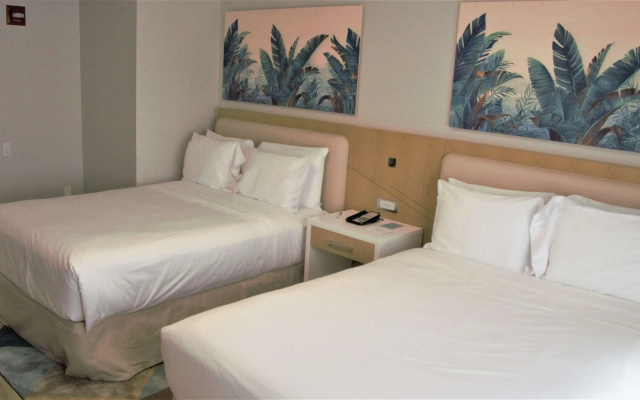 Radisson Resort Miami Beach