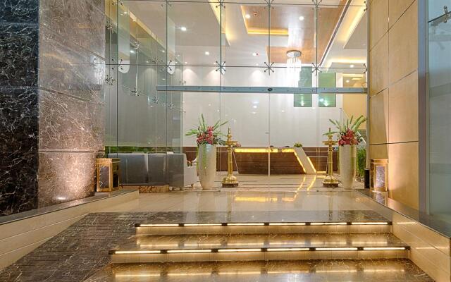 Hotel Lance International
