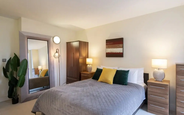 One Bed Apartment in Waterloo near Southwark