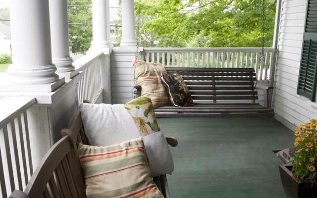 Monadnock Inn