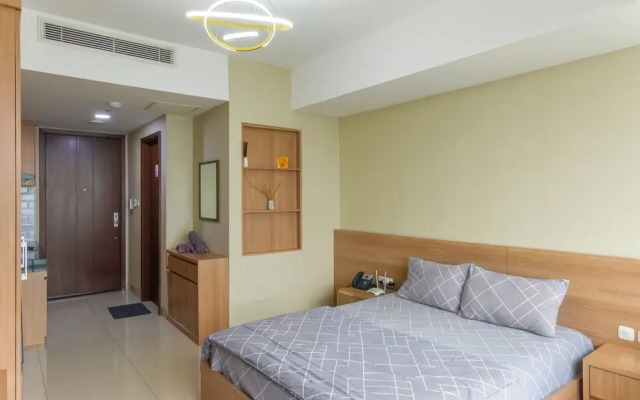 TwoSpaces Living at UResidence Apartment
