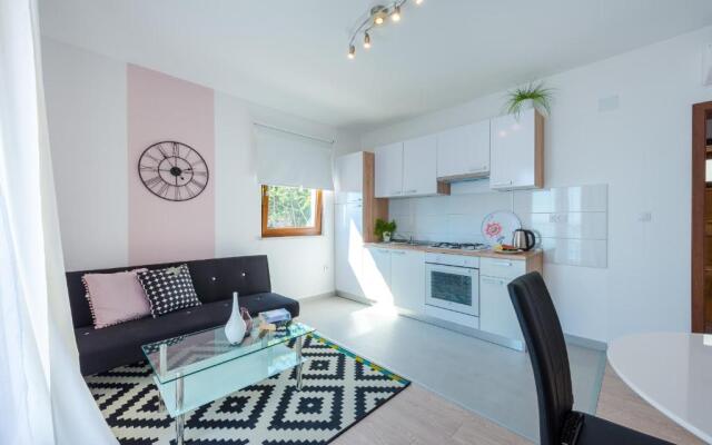 Apartments Made 4U