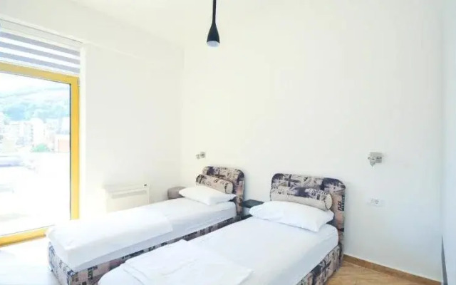Sea Breeze Lux Apartments