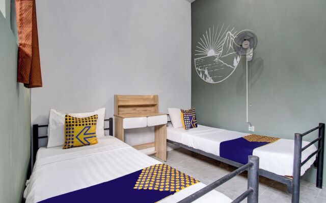 SPOT ON 92490 Casa Homestay Syariah