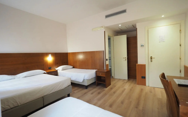 Osimar Hotel