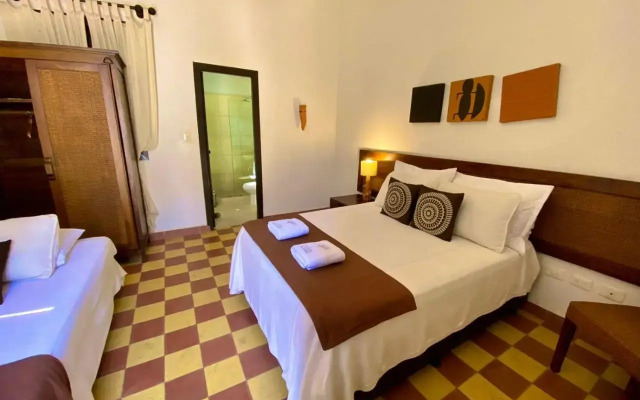 Hotel Hacienda El Roble