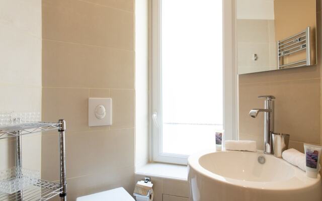 Le Cosy YourHostHelper