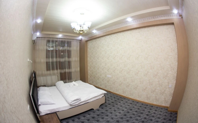 Bakuvi Tourist Apartment B008