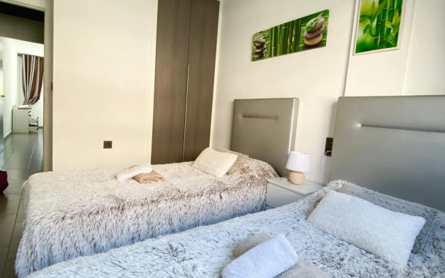 OASIS BEACH apartments