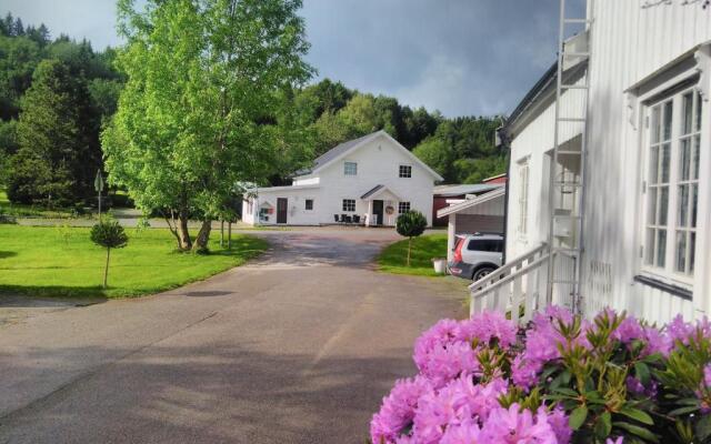 Grong Gård Guesthouse