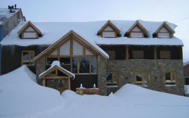 Ruca Pehuen Eco-Lodge De Montaña