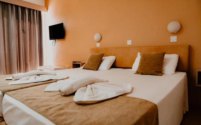 Penelope Beach Hotel Apts