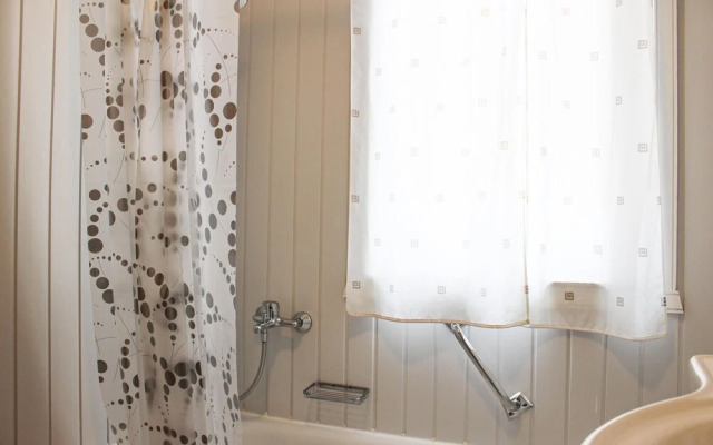 Nice Home in Extertal With 3 Bedrooms, Sauna and Wifi