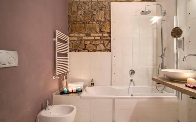 Trastevere Scarlet Dream Suite