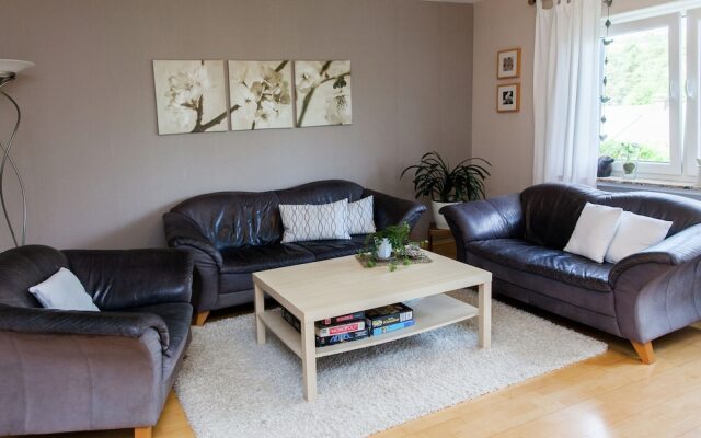 Cozy Apartment in Niederehe Eifel near Forest
