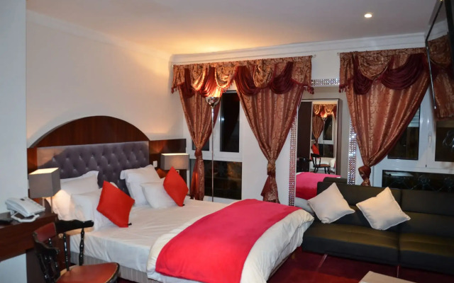 Отель Regina Montmartre