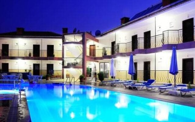 Las Palmeras Hotel