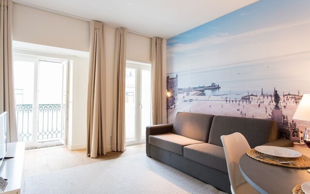 JOIVY Chic 1-bed flat, moments to Rato subway