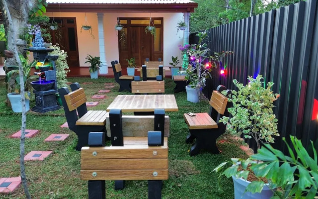 Sigiri Serenity Hostel