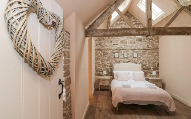 Meadow Barn
