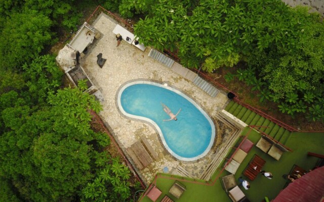 Magnific Rock - Surf Resort & Yoga Retreat Nicaragua - Hostel